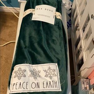 Rae Dunn green Christmas plush blanket